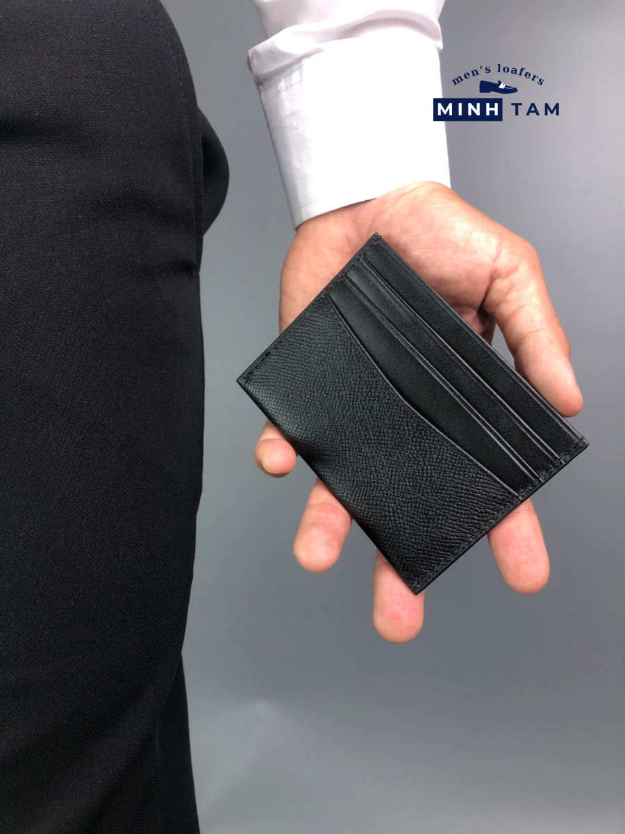 Card Holder CHLW01 – High-class leather card holder for modern businessmen
